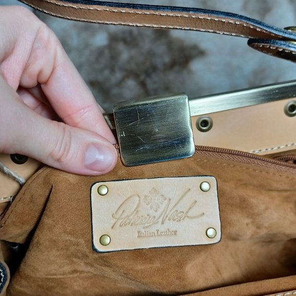 Patricia Nash Italian leather, Folklore collection handbag - Picture 5 of 8